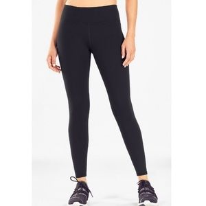 Black Mid-rise powerhold fabletics leggings